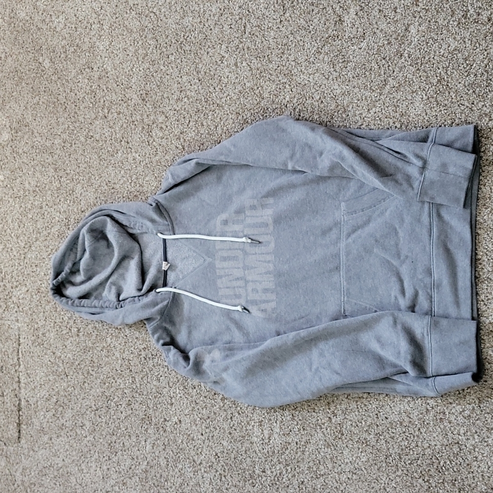 Under Armour hoodie, size M